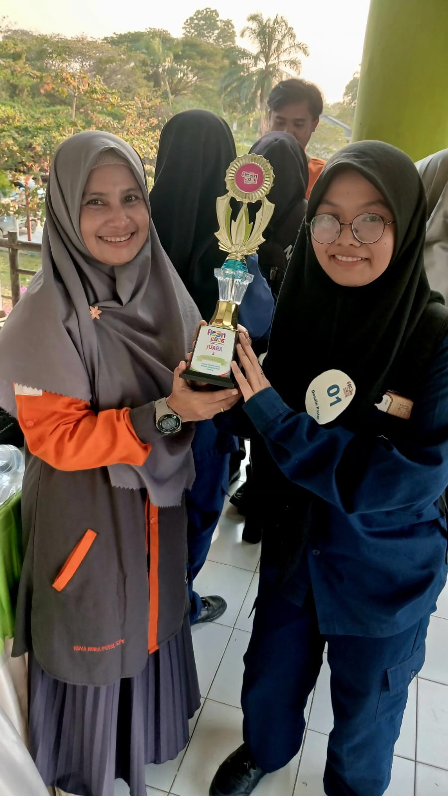 Gambar prestasi Reynata Rahmadhani Raih Juara 2 Desain Poster FLS3N Tingkat Kabupaten Aceh Tamiang
